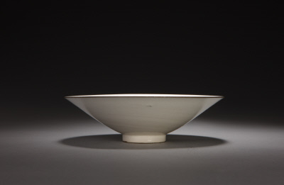 图片[1]-Imitation Ding kiln white glaze carved peony double fish bowl-China Archive